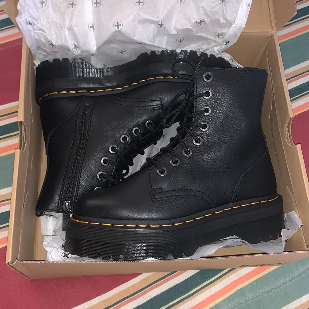 Dr. Martens JADON PISA LEATHER PLATFORM BOOTS